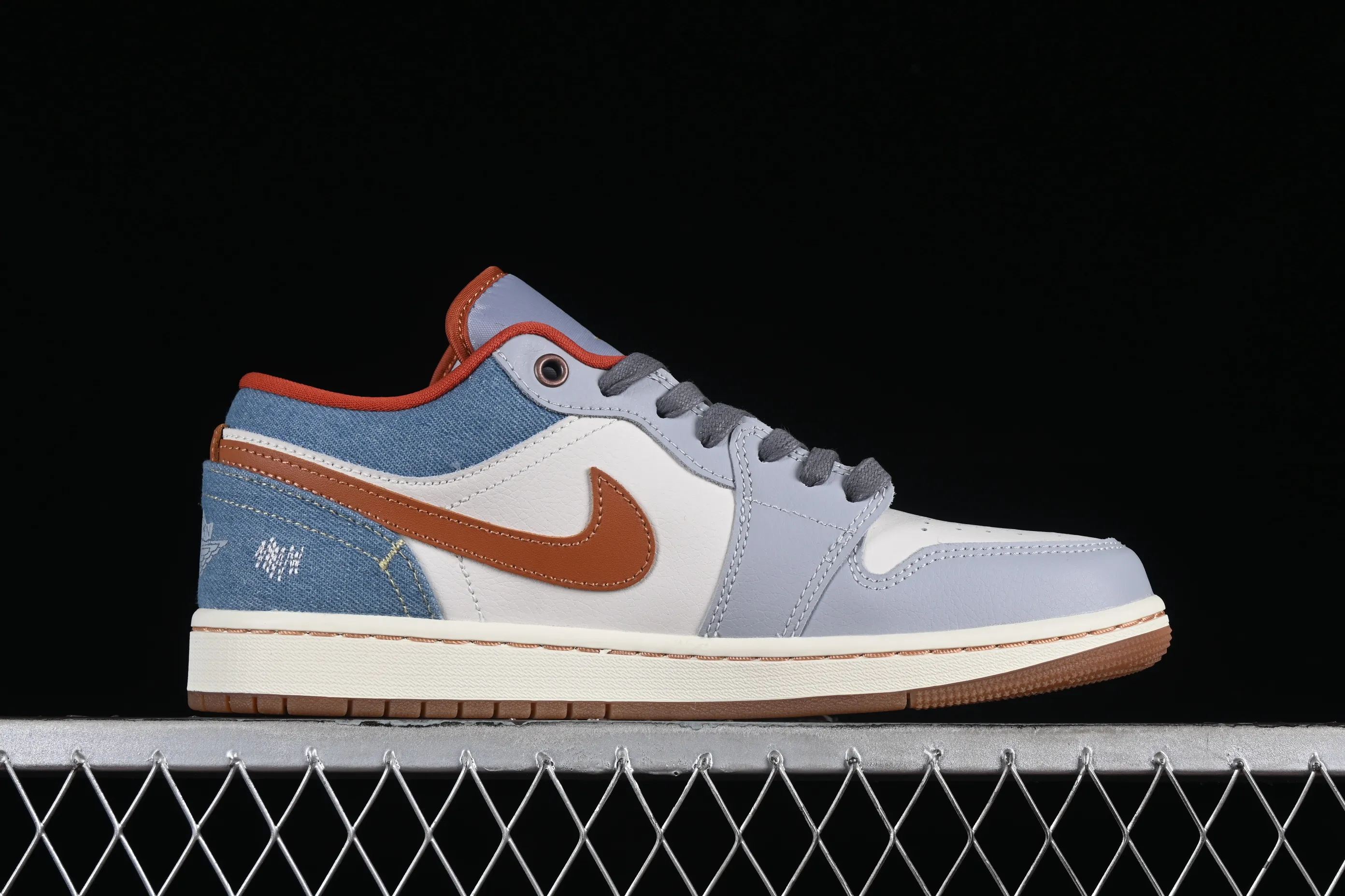 All categories Air Jordan Jordan series basketball shoes Air Jordan 1 Low G version pure original Air Jordan 1 Low "Multi-Color" AJ1 Joe 1 blue denim low-top cultural casual sneakers FZ5045-091